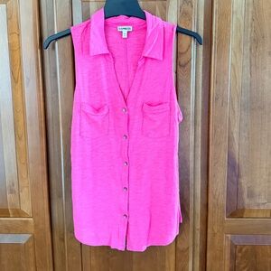 Express Women's sleeveless Portofino shirt in hot pink M